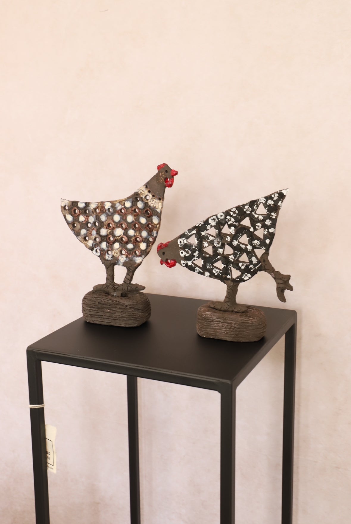Escultura gallinas cerámica